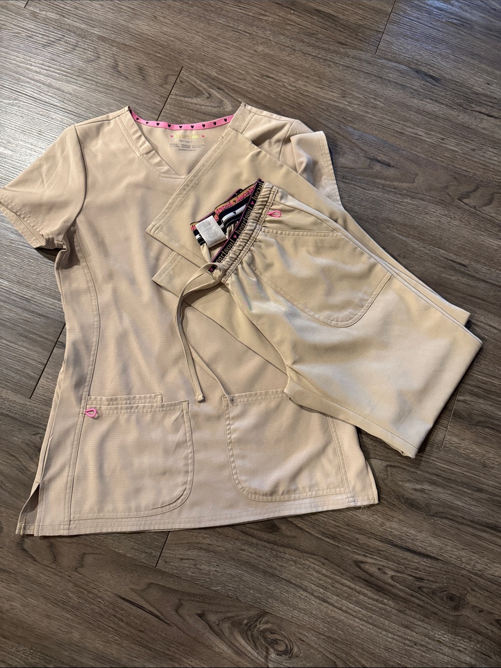HeartSoul Women's Beige Scrub Top & Pants Set with Pink Trim